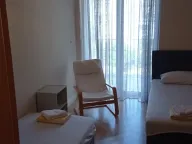 Rent, two bedroom apartment, 81m², Dobrota, Kotor - image 14