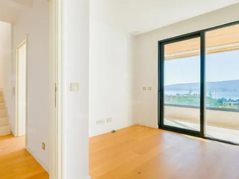 Prodaja, dvosoban stan, 100m², Tivat, Crna Gora - image 9