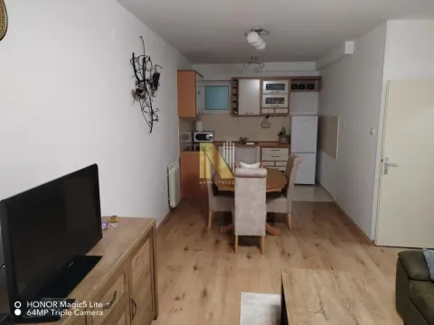 Rent, two bedroom apartment, 50m², Bulevar Oslobodjenja, Novi Sad Sve Podlokacije - image 3