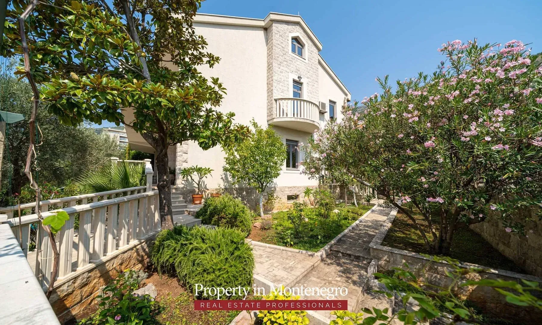 Sale, house, 971m², Petrovac, Budva