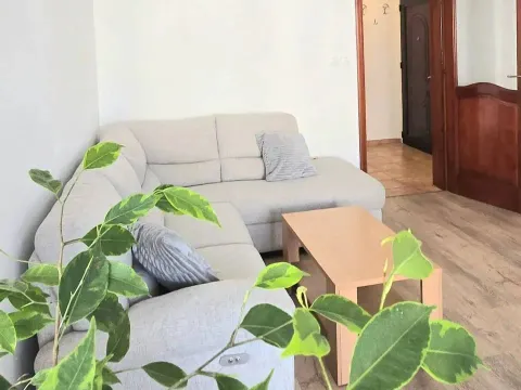 Prodaja, jednosoban stan, 56m², Centar, Bar - image 10