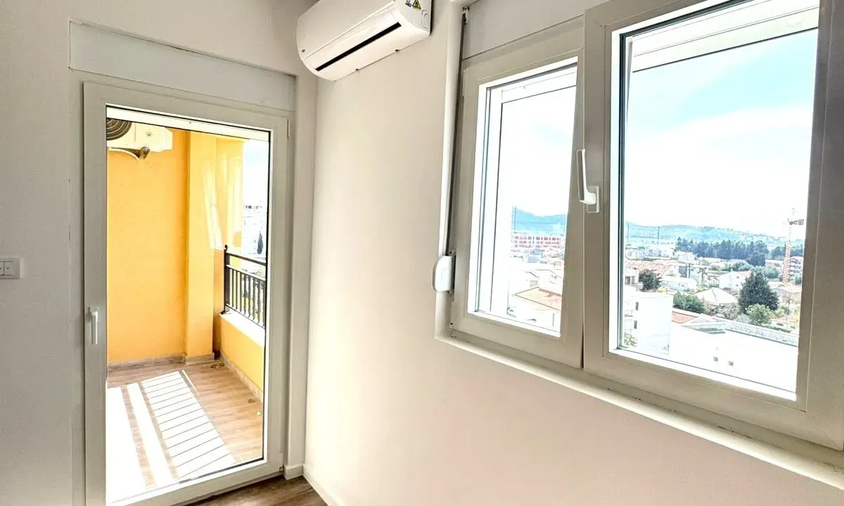 Sale, one bedroom apartment, 46m², Centar, Bar