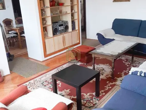 Izdavanje, dvosoban stan, 75m², Zabjelo, Podgorica - image 1