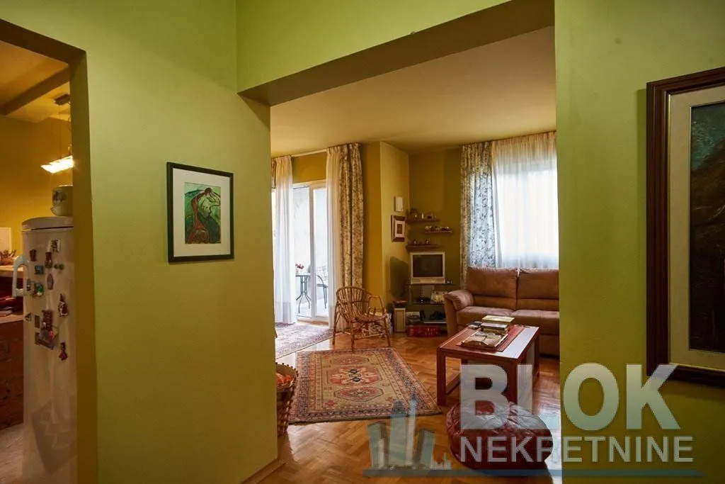 Prodaja, kuća, 300m², Gorica C, Podgorica