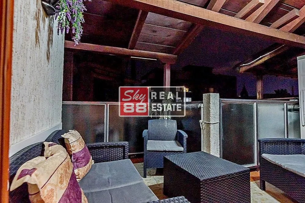 Sale, four bedroom apartment, 104m², Stari Grad, Beograd