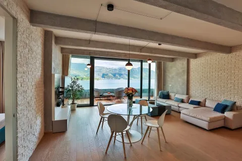 Izdavanje, dvosoban stan, 117m², Centar, Budva - image 17