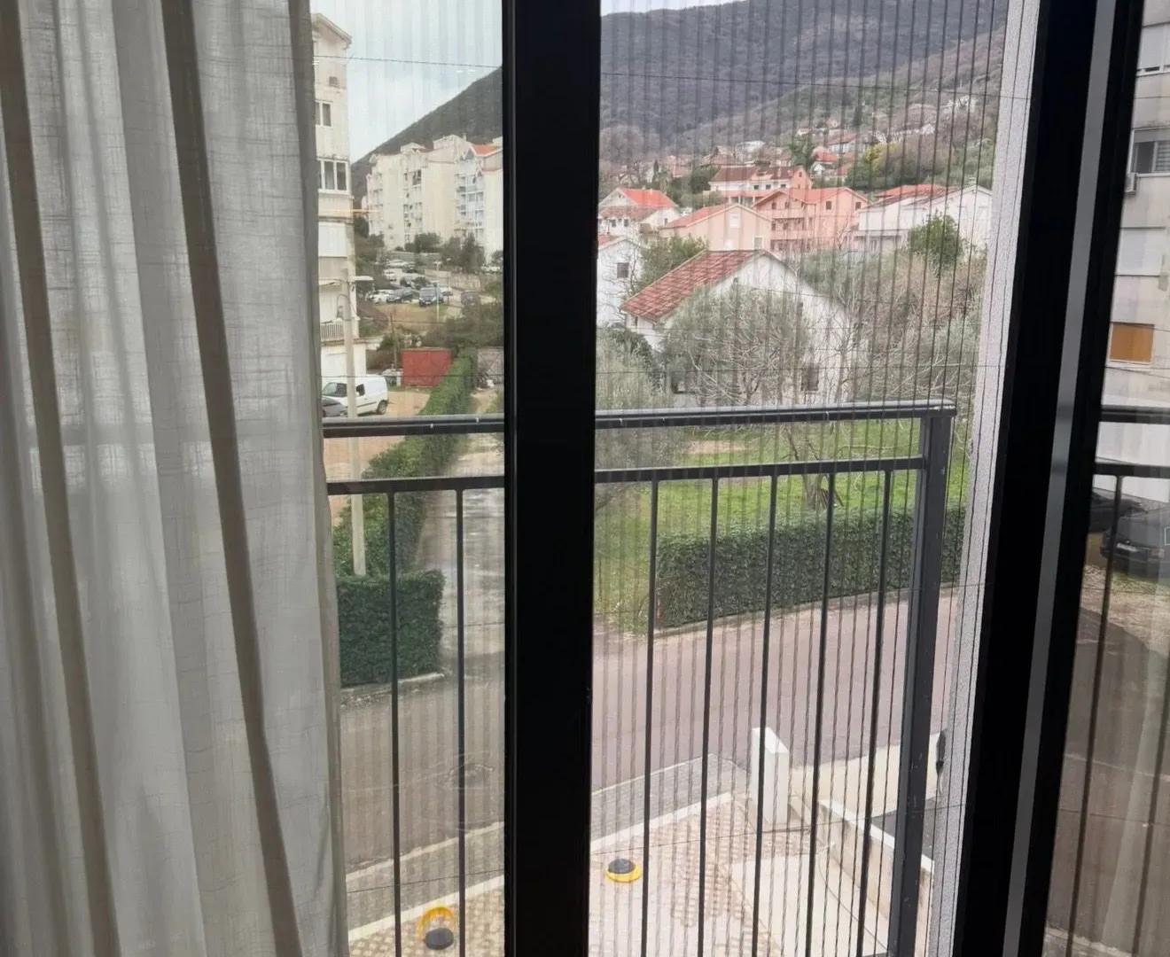 Izdavanje, jednosoban stan, 45m², Bijela, Herceg Novi