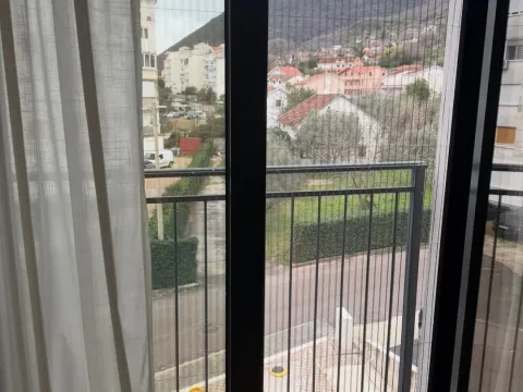 Izdavanje, jednosoban stan, 45m², Bijela, Herceg Novi - image 10
