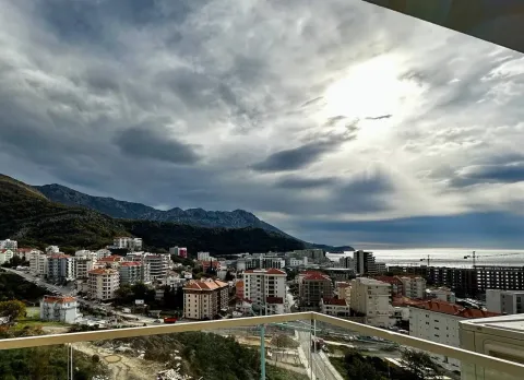 Rent, one bedroom apartment, 57m², Bečići, Budva - image 9