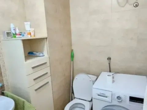 Izdavanje, jednosoban stan, 47m², Stari Aerodrom, Podgorica - image 11