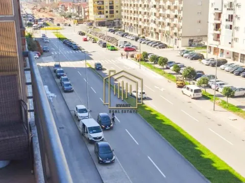 Izdavanje, dvosoban stan, 60m², Stari Aerodrom, Podgorica - image 8