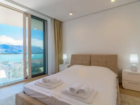 Izdavanje, dvosoban stan, 80m², Centar, Budva - image 6