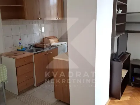 Rent, one bedroom apartment, 45m², Preko Morače, Podgorica - image 2