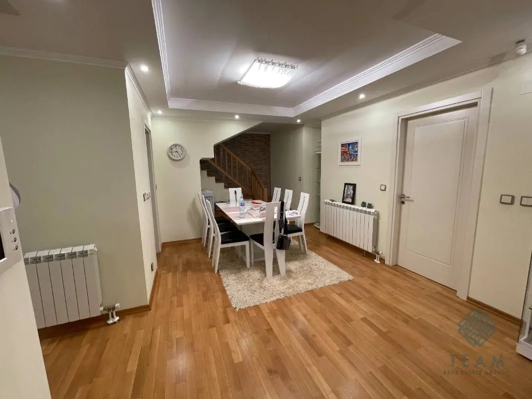 Prodaja, stan, 379m², Savina, Herceg Novi