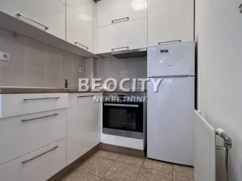 Izdavanje, stan, 43m², Centar, Novi Sad - image 3