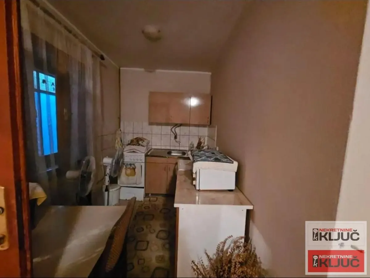 Prodaja, kuća, 95m², Veternik, Novi Sad Sve Podlokacije