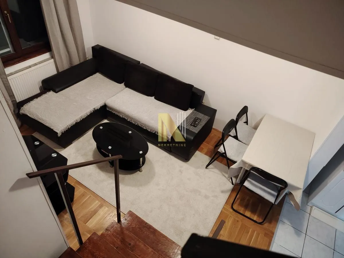 Izdavanje, dvosoban stan, 54m², Centar, Novi Sad