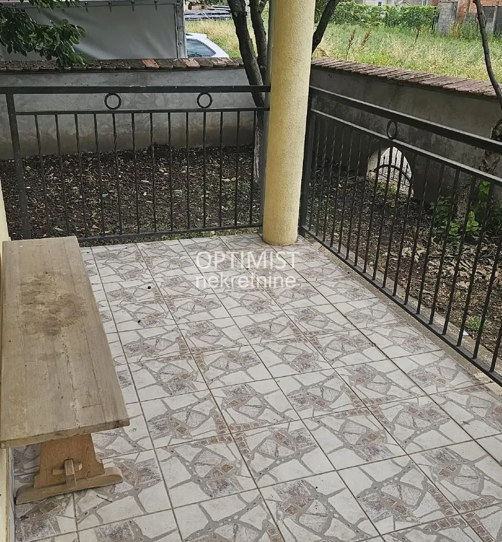 Sale, house, 176m², Batajnica, Beograd