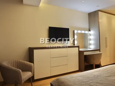 Izdavanje, četvorosoban stan, 180m², Kalenić Pijaca, Vračar Sve Podlokacije - image 3