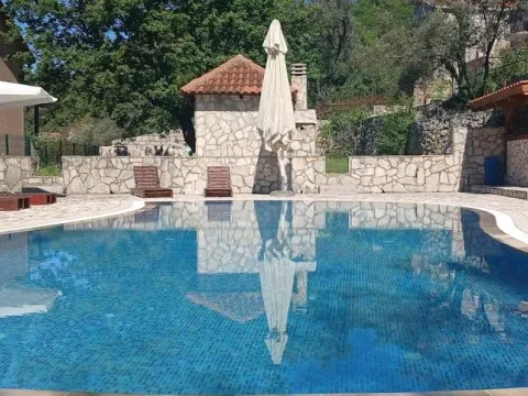 Prodaja, ugostiteljski objekat, 1000m², Podgorica, Crna Gora - image 11