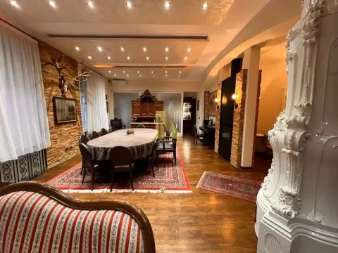 Izdavanje, poslovni prostor, 135m², Centar, Novi Sad - image 8