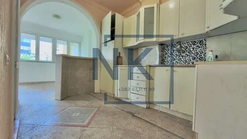 Prodaja, dvosoban stan, 71m², Pejton, Podgorica