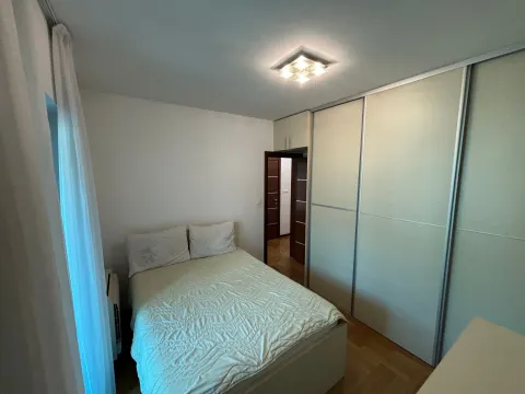 Izdavanje, dvosoban stan, 85m², Centar, Budva - image 9