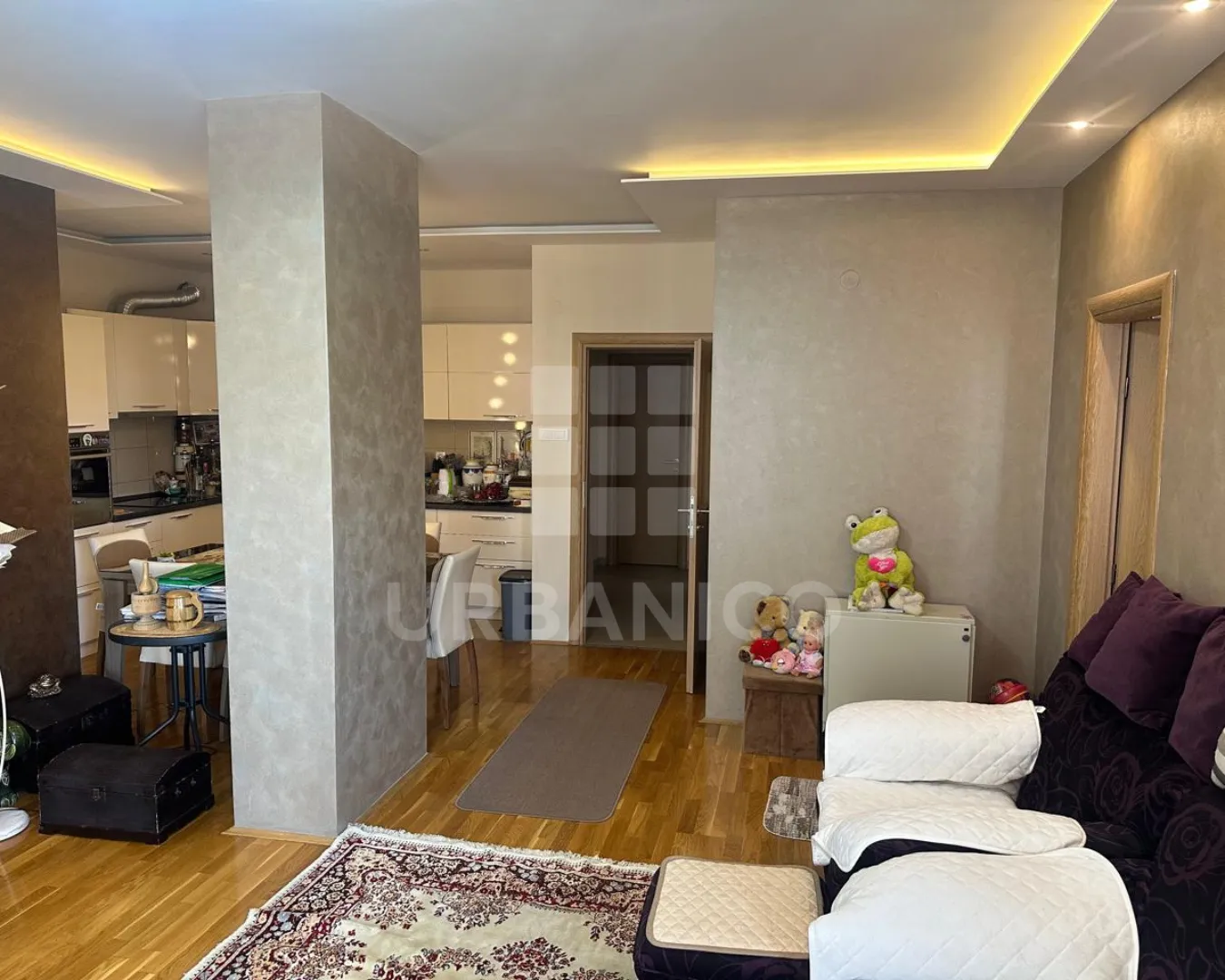 Prodaja, trosoban stan, 94m², Ljubović, Podgorica