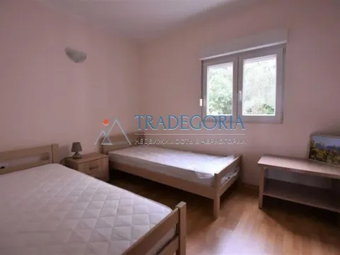 Prodaja, četvorosoban stan, 160m², Petrovac, Budva - image 10