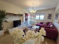 Izdavanje, dvosoban stan, 72m², City Kvart, Podgorica - image 1