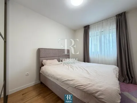 Rent, one bedroom apartment, 45m², Pobrežje, Podgorica - image 5
