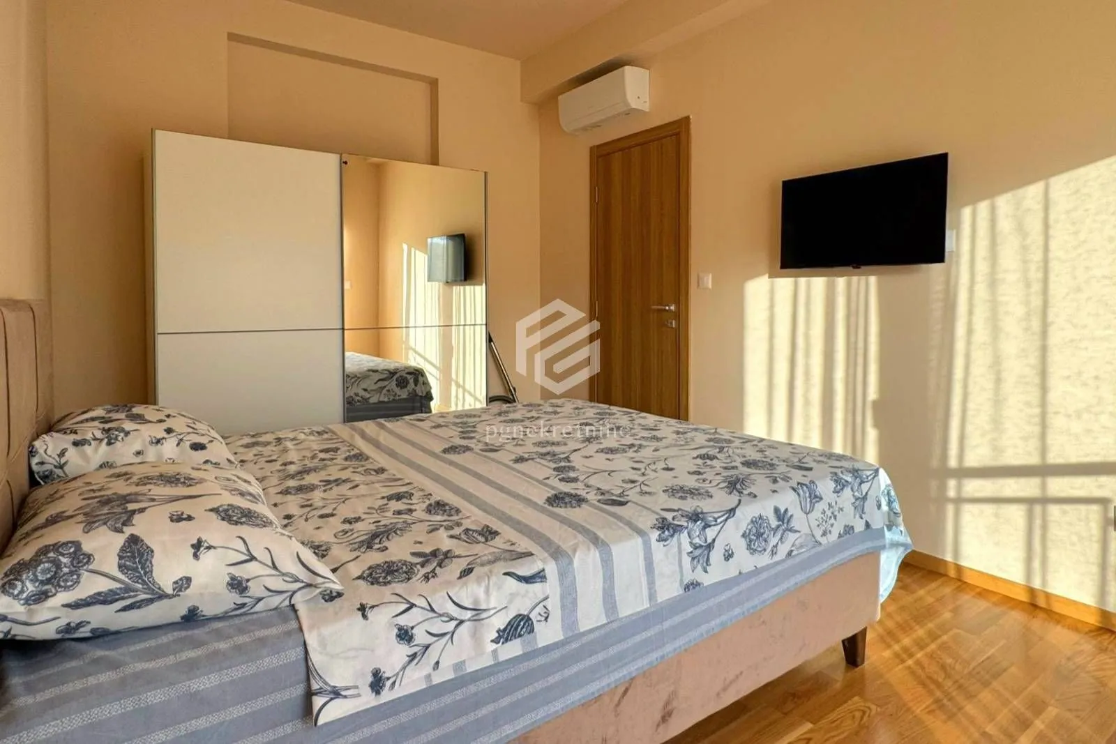 Rent, two bedroom apartment, 76m², Dalmatinska ulica, Podgorica