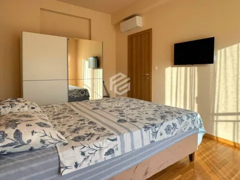 Rent, two bedroom apartment, 76m², Dalmatinska ulica, Podgorica - image 8
