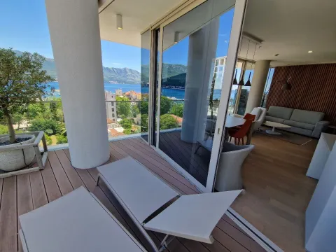 Izdavanje, dvosoban stan, 84m², Centar, Budva - image 9