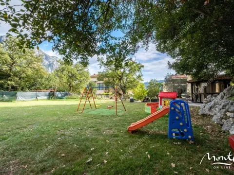 Prodaja, trosoban stan, 101m², Orahovac, Kotor - image 36