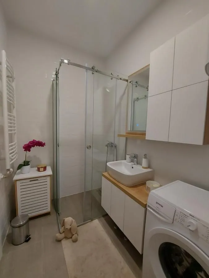 Izdavanje, jednosoban stan, 39m², Podbara, Novi Sad Sve Podlokacije