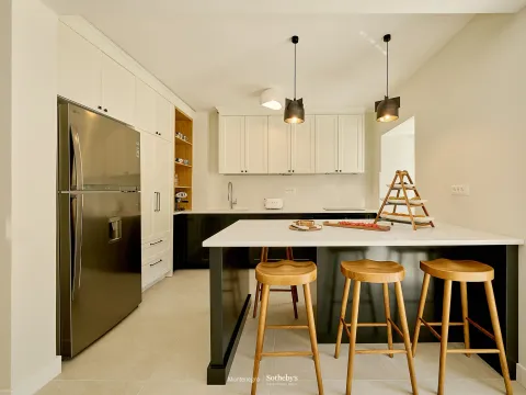 Rent, house, 200m², Kotor, Crna Gora - image 11
