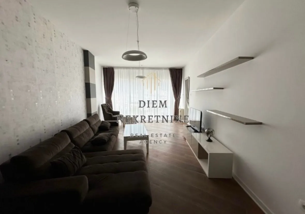 Rent, one bedroom apartment, 64m², Tre Canne, Budva