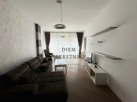 Rent, one bedroom apartment, 64m², Tree cane, Budva - image 2