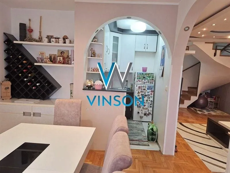 Prodaja, trosoban stan, 70m², Nova Detelinara, Novi Sad Sve Podlokacije