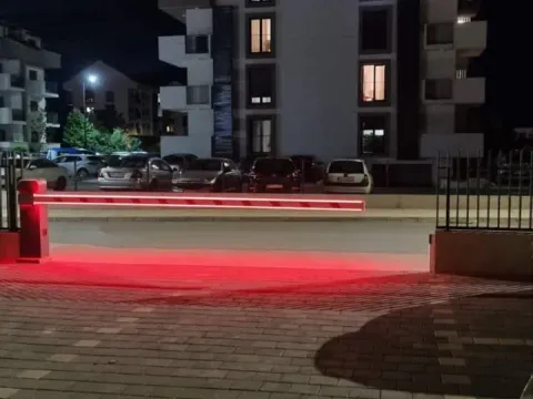 Izdavanje, dvosoban stan, 50m², Zabjelo, Podgorica - image 20