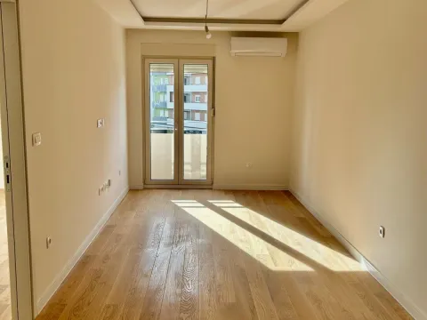 Prodaja, jednosoban stan, 43m², Central Point, Podgorica - image 9