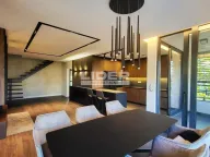 Izdavanje, četvorosoban stan, 200m², Kalenić Pijaca, Vračar Sve Podlokacije - image 5