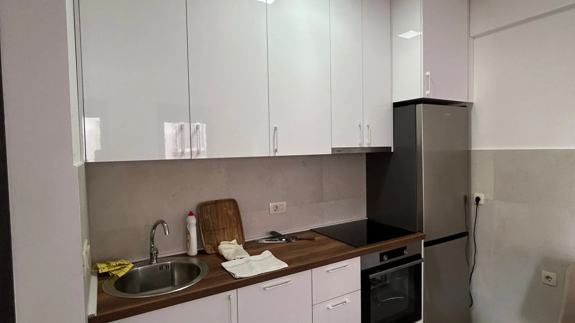 Izdavanje, jednosoban stan, 45m², Zabjelo, Podgorica