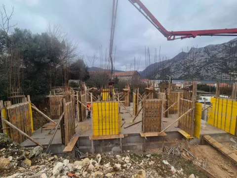 Prodaja, jednosoban stan, 49m², Risan, Kotor - image 4