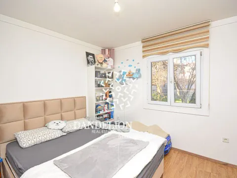Sale, house, 226m², Blok 9, Podgorica - image 3