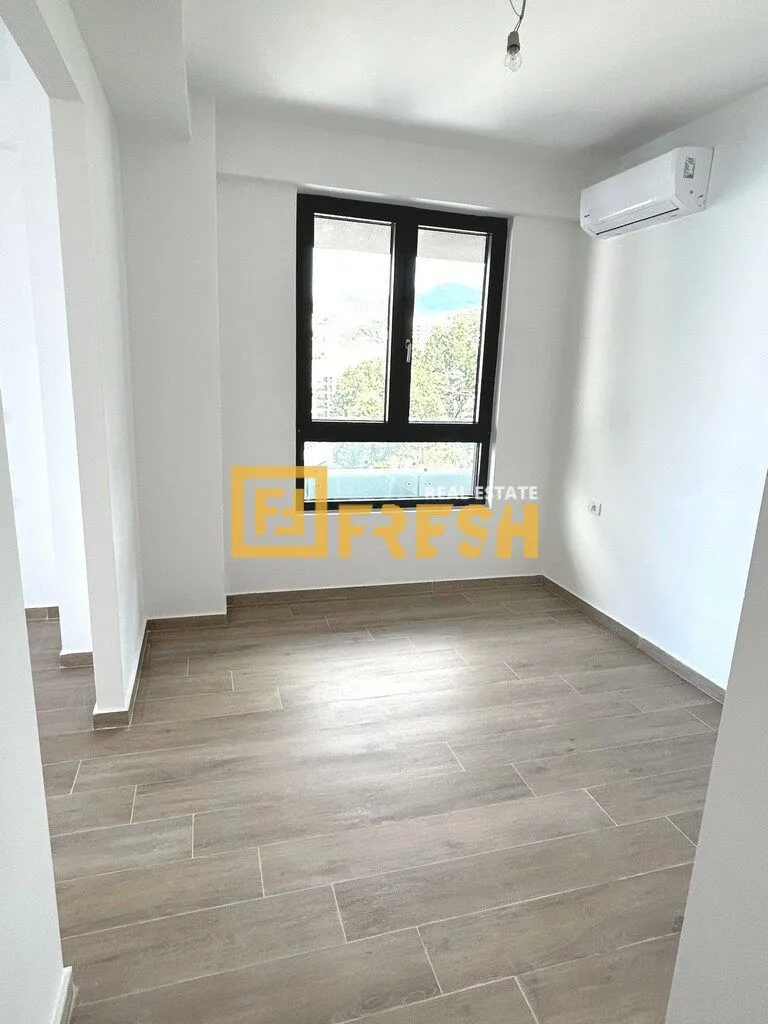 Prodaja, dvosoban stan, 70m², Rafailovići, Budva