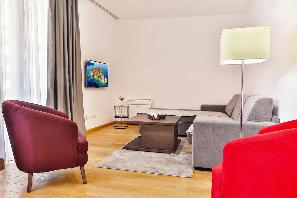 Rent, two bedroom apartment, 76m², Budva okolina, Budva