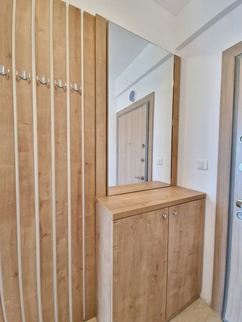 Izdavanje, jednosoban stan, 44m², Bečići, Budva