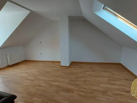 Izdavanje, četvorosoban stan, 84m², Petrovaradin, Novi Sad - image 12